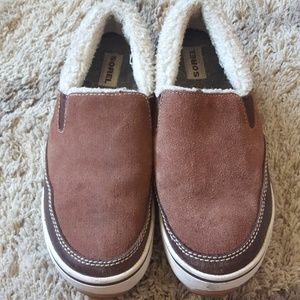 sorel mackenzie snow slip ons